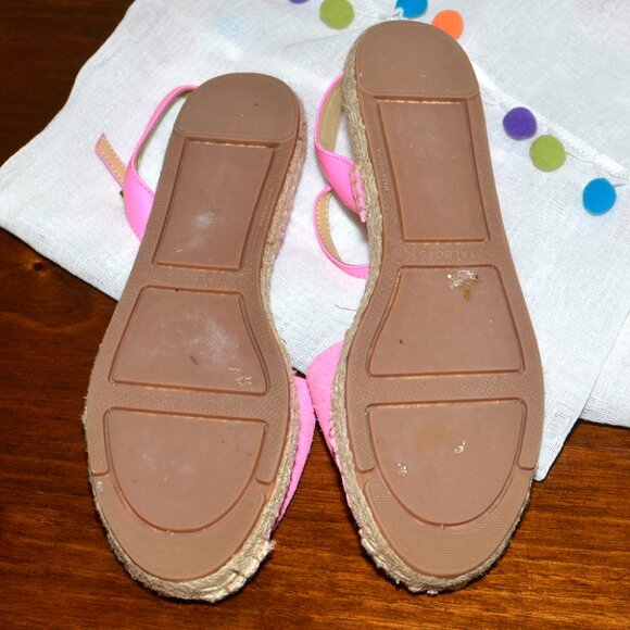 Talbots Size 8 Izzy d'Orsay Bubblegum Hot Pink Suede Espadrille Sandals / Flats - Picture 9 of 11